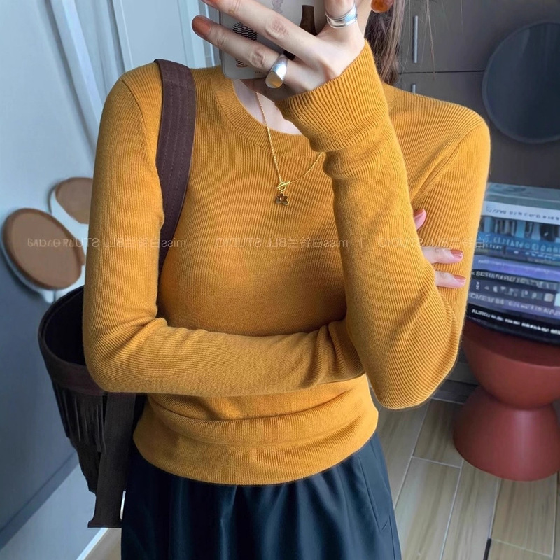 Orange Round Neck Knitted Bottoming Shirt for Women in Autumn and Winter with Coat and Sweater, High-End Slim Wool Layered Top