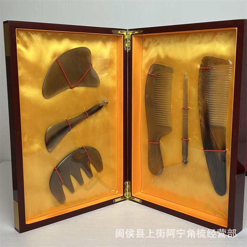 Horn Comb Gift Set Premium Ox Horn Hair Comb for Long Hair Home Use Elegant Festival Gift Box overview
