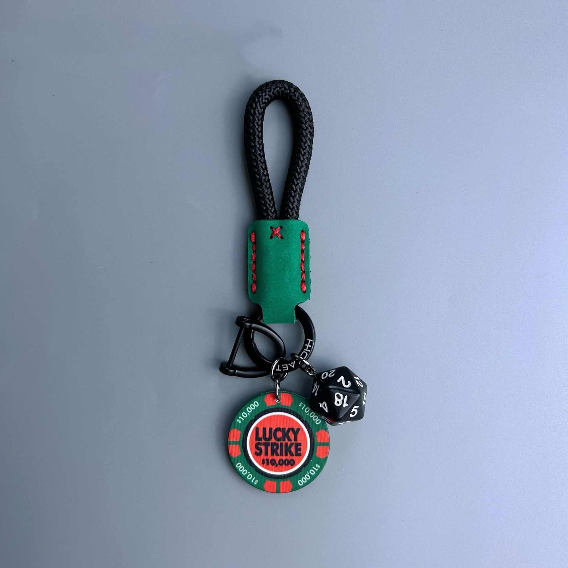 Lucky Charm Car Keychain Pendant for Men and Women, Couple Key Ring, Backpack Accessory, Small Gift