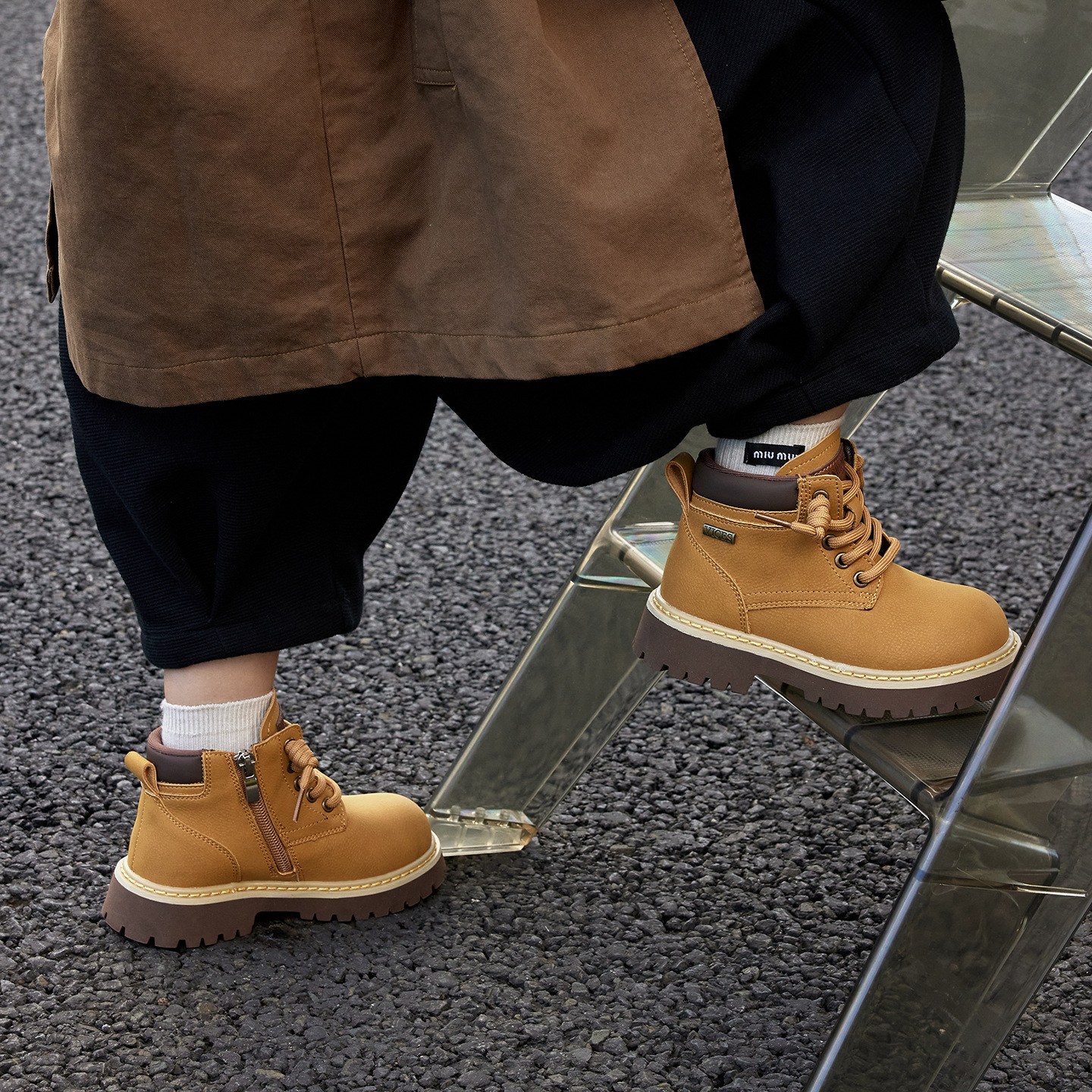 Children's 2025 Autumn Winter New Fashion British Style Boys' Casual Leather Girls' Yellow Martin Boots_voghion.com