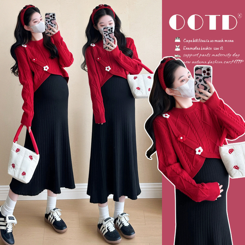 Maternity Wear 2025 Autumn Christmas Style Korean Fashion High-End Knitwear + Suspender Skirt Set
