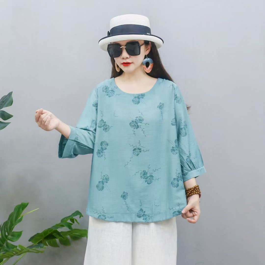 2025 nueva camiseta china de mujer impresa suelta de manga corta camiseta de verano camiseta de base de cuello redondo literaria