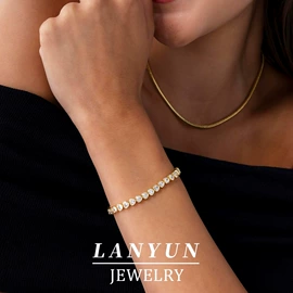 项链;戒指;手链