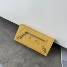 2025新款真皮女士钱包头层牛皮欧美风巴黎铆钉链条长款三折大容量