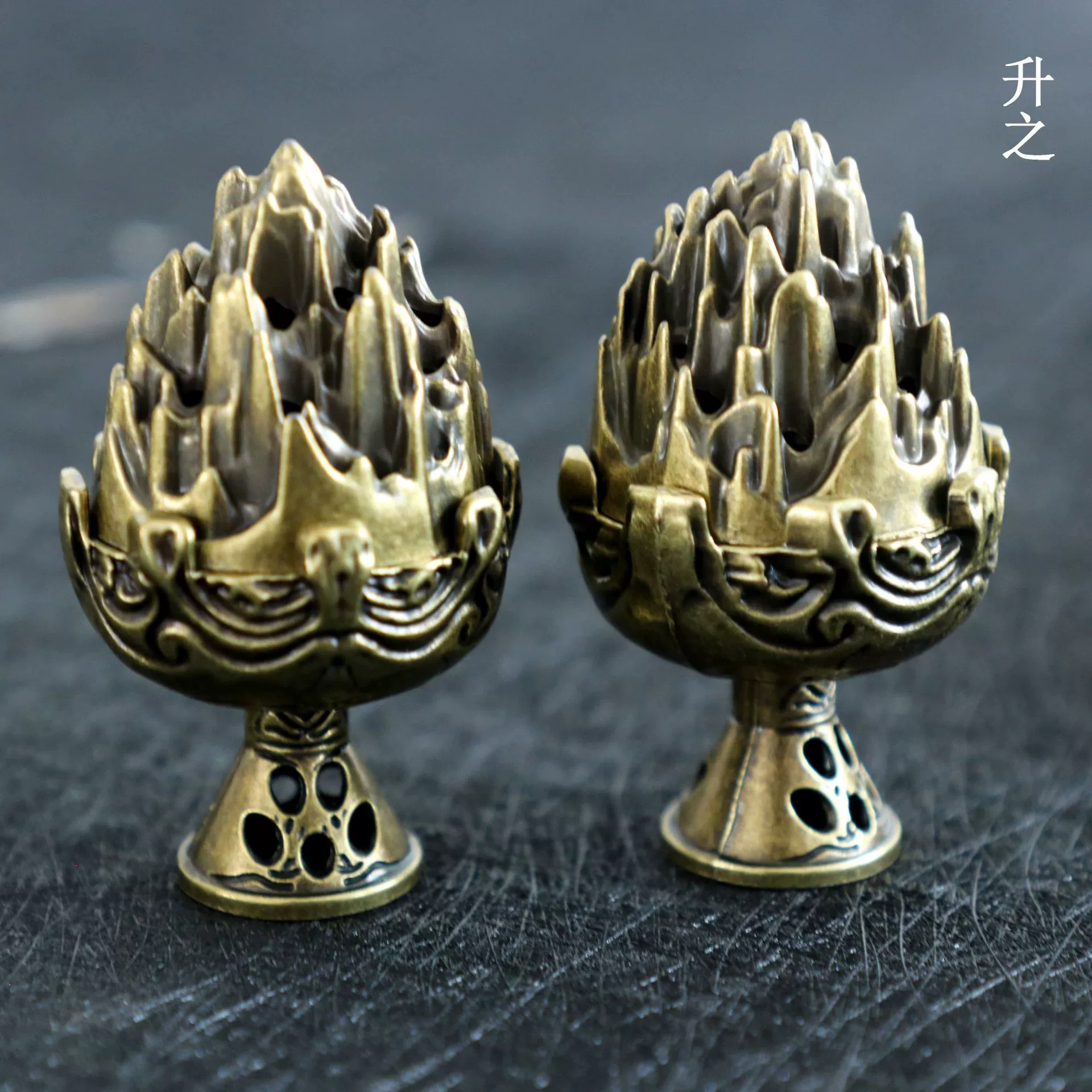 Metal bronze Incense burner indoor