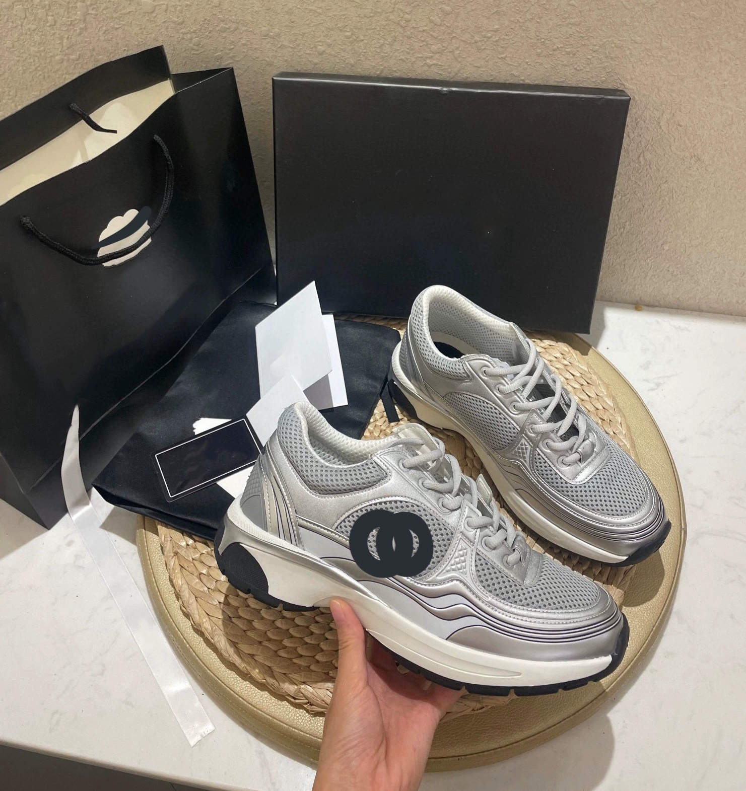 Высокий уровень кроссовок Silver Horn King, новые шнуры, толстая подошва, универсальные dad shoes, сетчатые кроссовки на шнуровке для женщин
