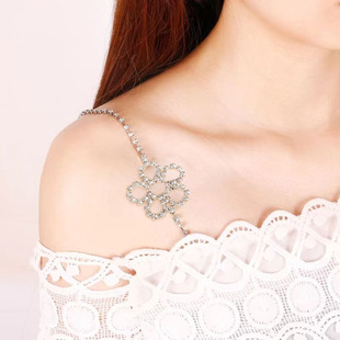 European and American Hot-selling Geometric Shoulder Chain Rhinestone Four-leaf Clover Simple Adjustable Creative Temperament Shoulder Strap Sling Chain