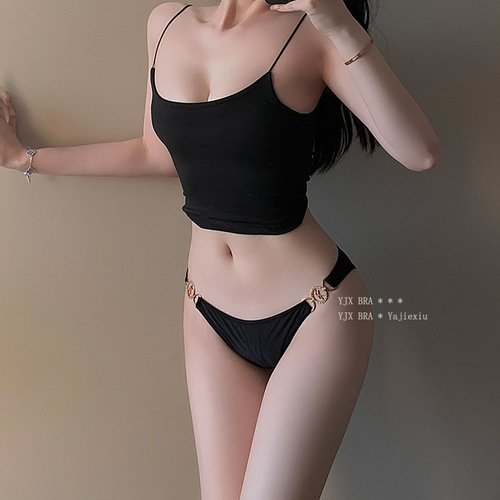 Hot Code* European and American Exotic Beauty Sexy Waist Chain Panties Women's Fashion Street Hot Girls Breathable Women's Briefs