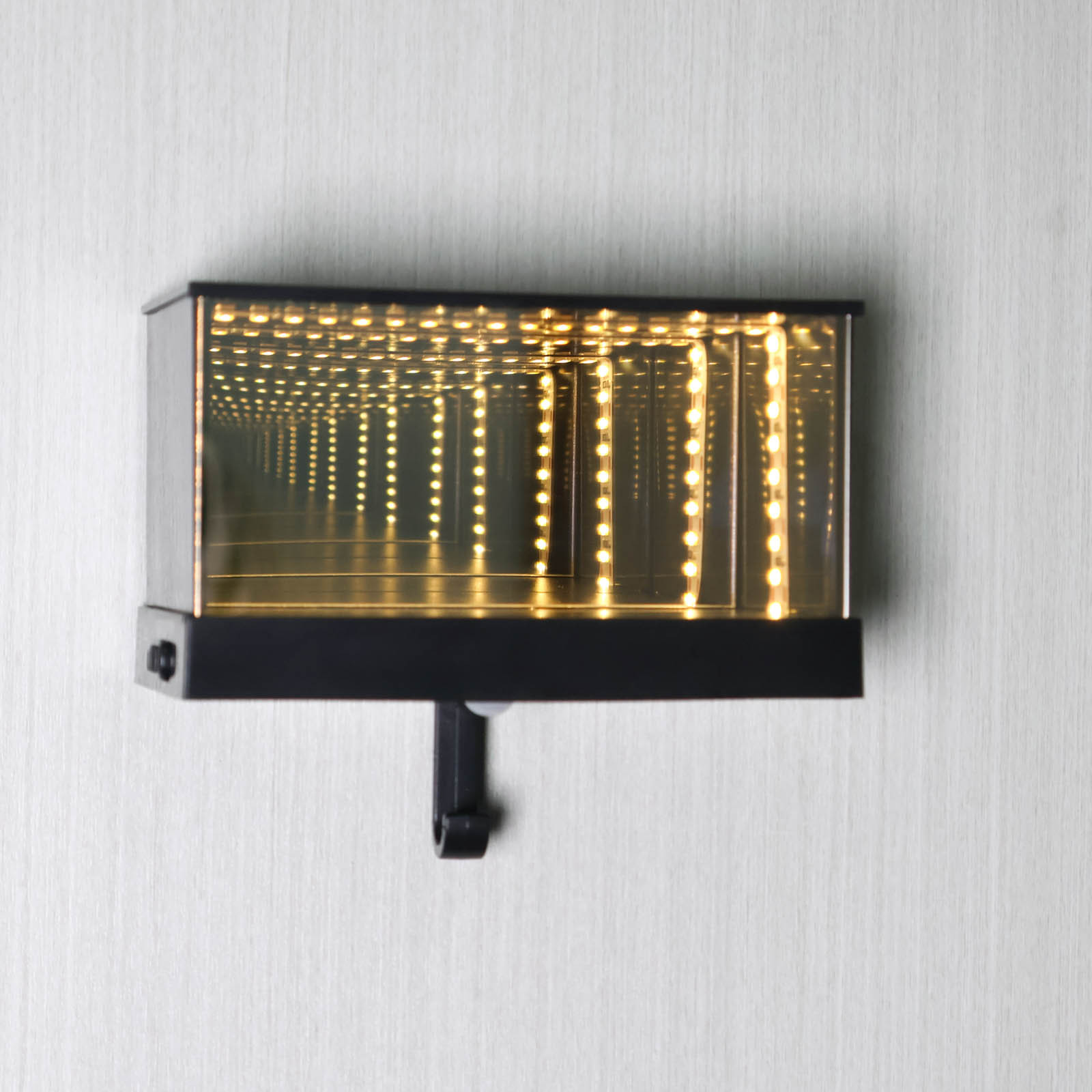 Explosión transfronteriza Infinity LED garage Key holder Deep Mirror garage Keys hangar