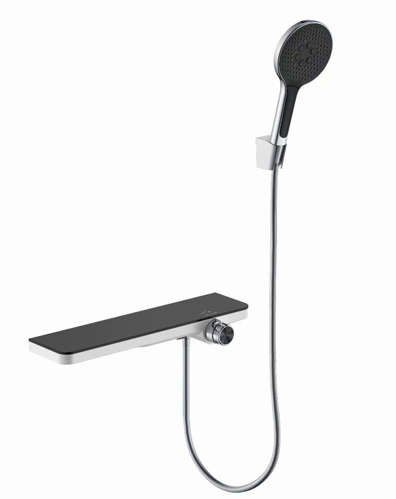 Kни A piece of flat tablet shower shower white simple bathtub shower liquid silicone black
