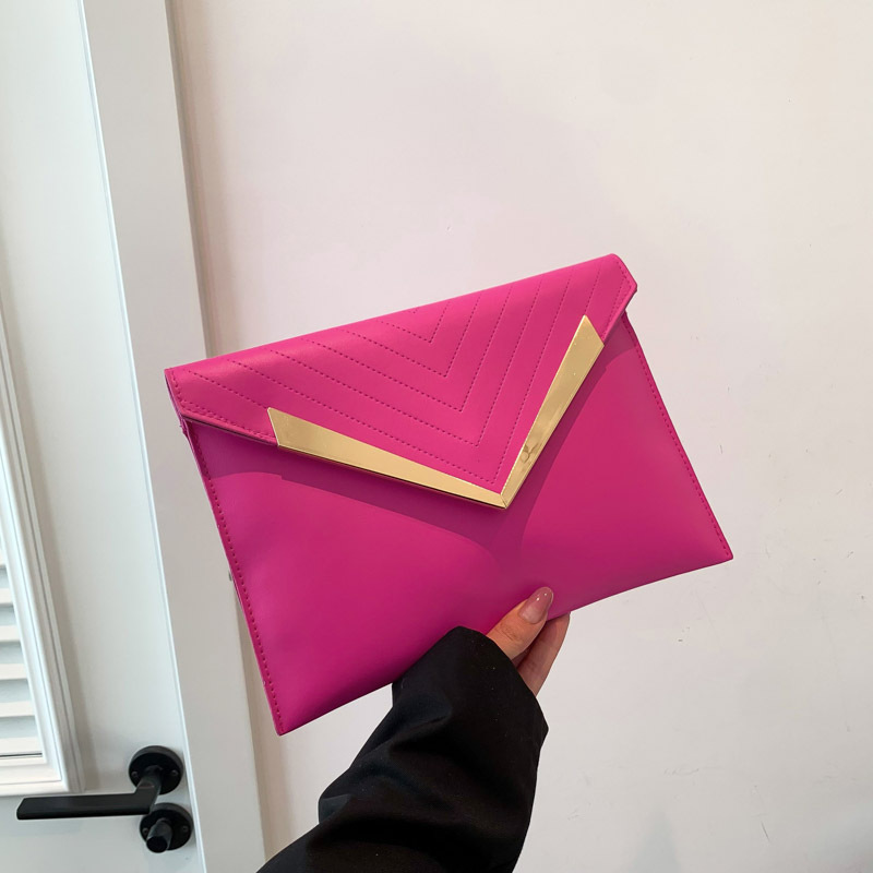 2023 otoño e invierno nuevo bolso de noche de embrague de estilo coreano para mujeres Bolsa pequeña elegante de color puro de moda de este año para mujeres