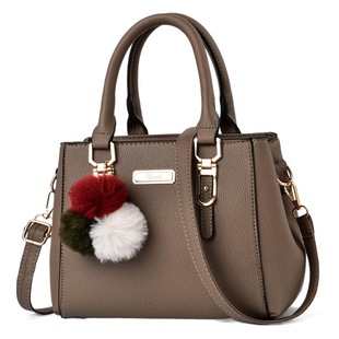 Bag women's 2024 spring new fashion handbag simple Korean version of large capacity shoulder messenger bag a generation of hair