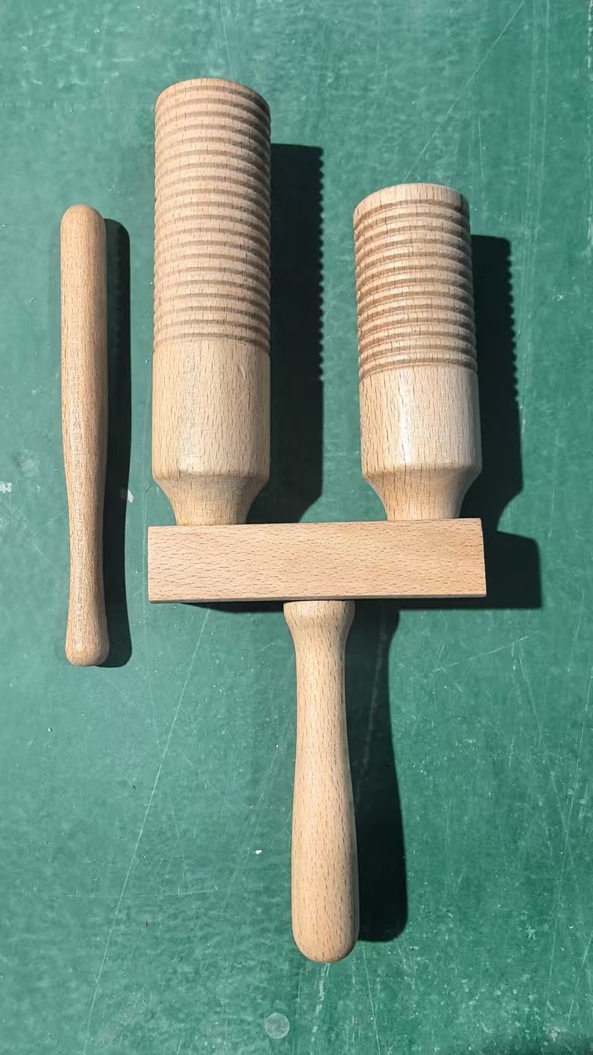 Venta al por mayor Orff instrumento musical en forma de pez de madera arena cubo Clapper tubo de doble sonido instrumento musical de un solo sonido barril