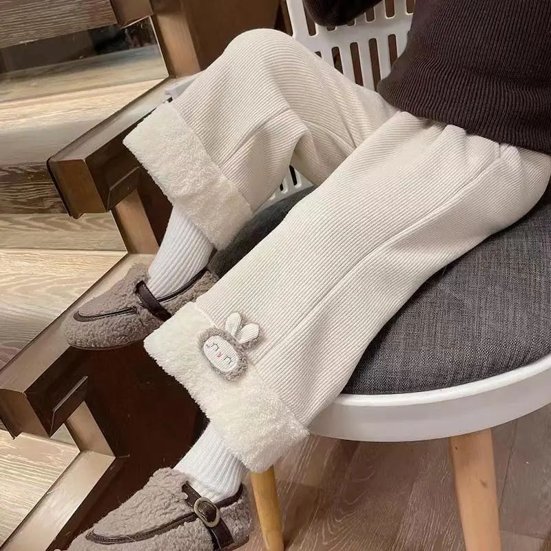 2025冬季韩版女童加绒加厚裤子宝宝洋气一体羊羔绒休闲喇叭裤外穿