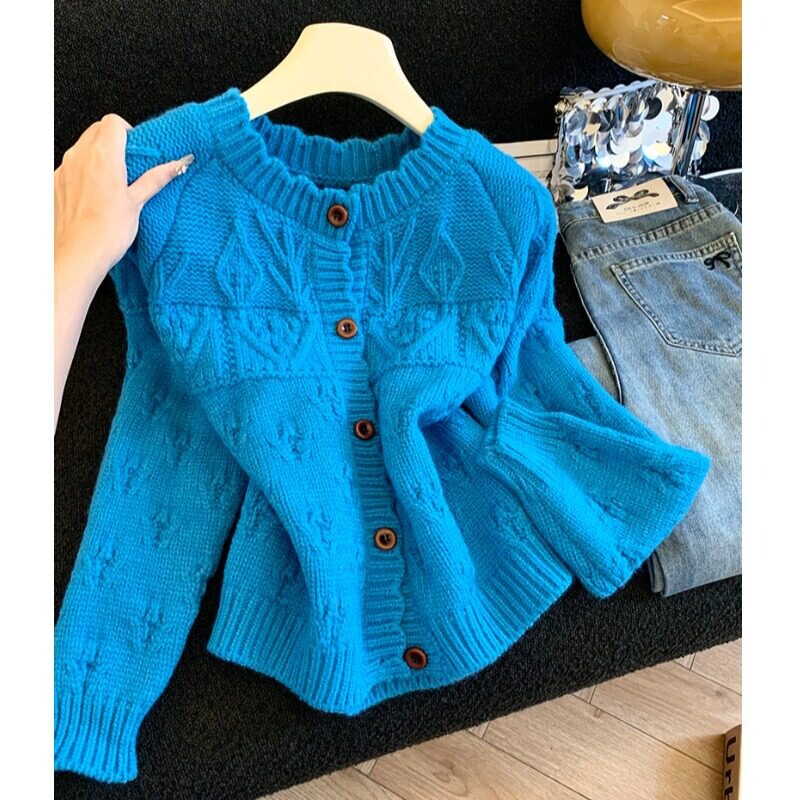 Highly recommended for personal use~ Elegant blue round-neck long-sleeve knit cardigan for women, new autumn/winter style, casual and flattering Highly recommended for personal use~ Elegant blue round-neck long-sleeve knit cardigan for women, new autumn/winter style, casual and flattering