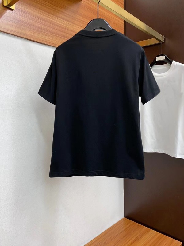 M Mengjia 2025 新しいルーズトップイントレンディなアメリカンレタープリントスポーツ半袖メンズカジュアル Tシャツ女性用|undefined