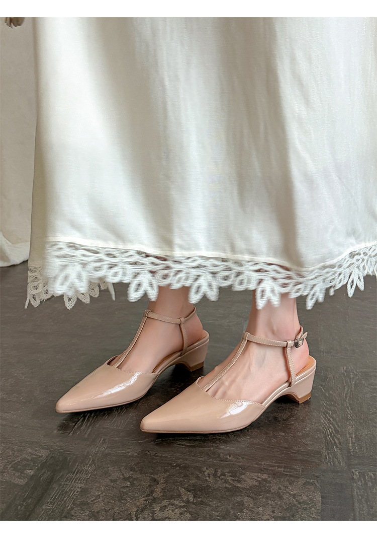 Sandal nữ mũi nhọn da bò sơn mài quai T khóa, gót 4.5 cm, phong cách Hàn Quốc — đen chi tiết 25