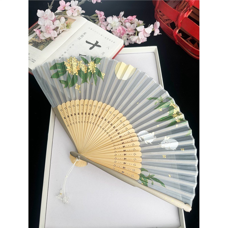 浅绿色桂花兔子古风折扇子跳舞扇小清新便携旗袍古典竹扇中国风女|undefined