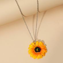 欧美亚克力花朵向日葵吊坠项链短款太阳花雏菊花颈链时尚花朵项饰