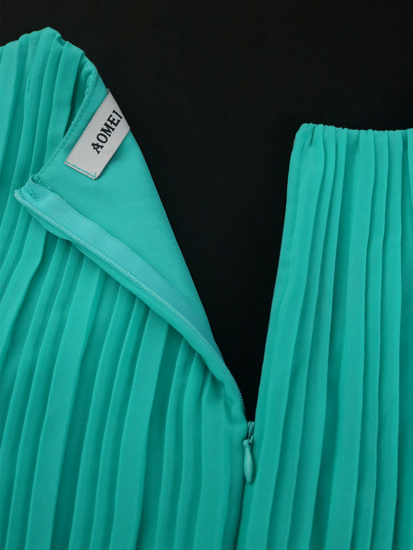 Mint Green V-Neck Belted Dress With Mid-Length Sleeves American Style Casual Elegant Slimming Pleated Cake Dress For Commuting_ecoleips.com