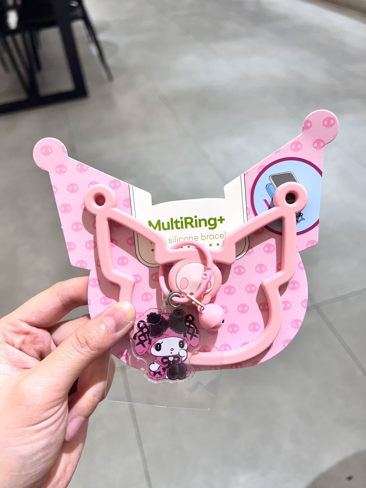 Cordón de teléfono móvil de alta gama estilo ins hecho a mano de boutique Pulsera de silicona Kulomi Cordón de teléfono móvil de moda Cordón corto