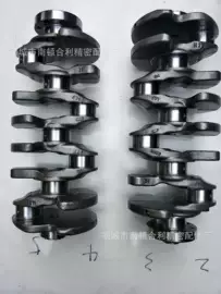 曲轴、凸轮轴;连杆总成;油泵、油嘴