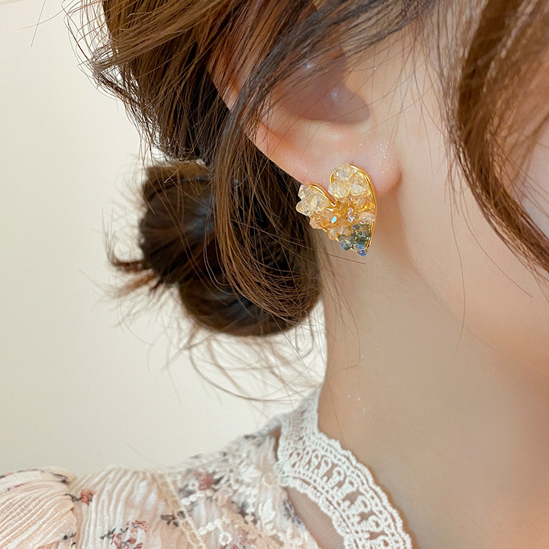 1 Pair Elegant Lady Sweet Geometric Heart Shape Flower Inlay Alloy Artificial Crystal Ear Studs display picture 2