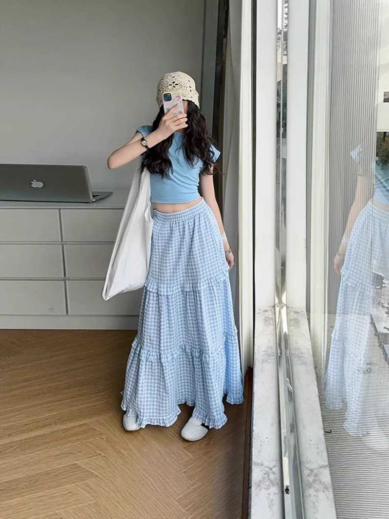 Summer design mini-skirt