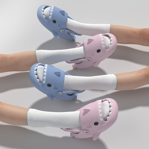 Cartoon Outdoor Couple Croc Shoes Thick-Soled Non-Slip Men's Slippers Lazy Office Shark Sandals Women's Summer Slippers