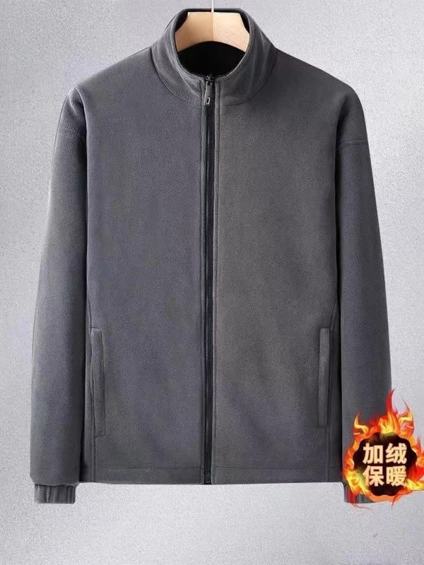 春と秋の新型ビジネスカジュアル両面にベルベットのジャケットを着ている男性は、ベルベットのコートを厚くしている男性は上着を着ている|undefined