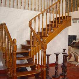 楼梯  实木楼梯扶手   实木楼梯踏板   整体实木楼梯美观家用