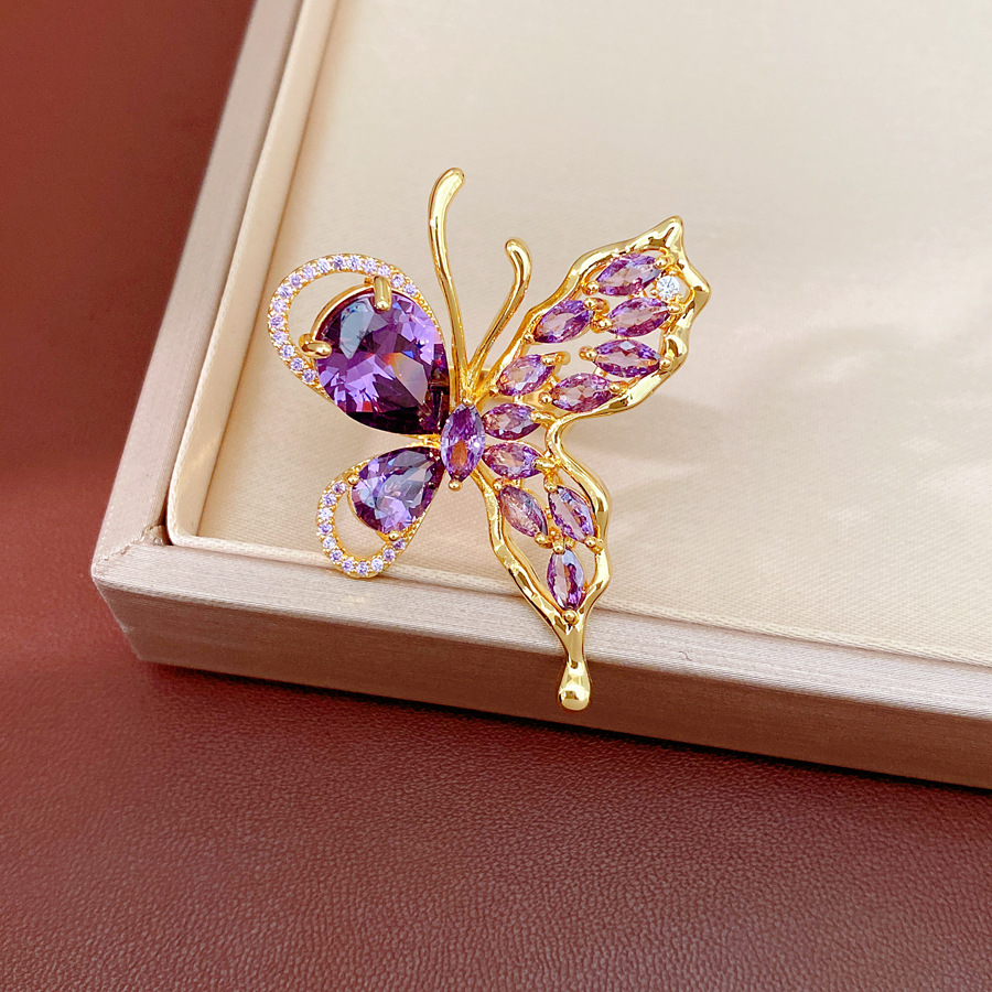 Oro verdadero electron-combustible mariposa de piedra pernos de orejas temperamento exquisito personalidad nicho pendientes ligero lujo conjunto de joyas de alta calidad