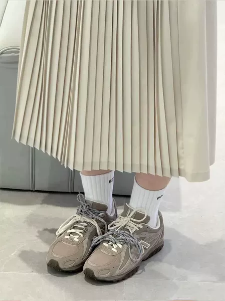 [Pu'Erh Pure Original] Zhang Yuanying's Same Style Nb U204L Men's and Women's Ballet Retro Thin-Soled Shoes Miu Series Moral Training Shoes