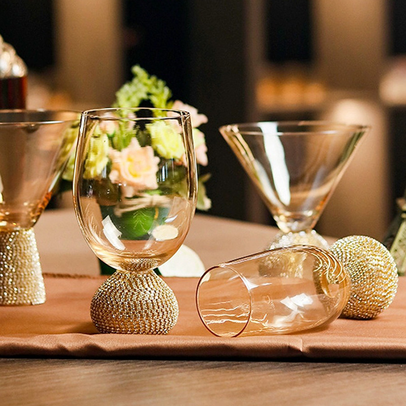 Vaso de vino de diamante de lujo ligero estilo europeo de alto valor, copa de vino de diamante, copa de licores, copa de whisky de alto nivel