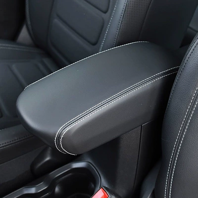 Suitable for JEEP Patriot center Armrest box pad - free-hero-black-skin-gray-lines