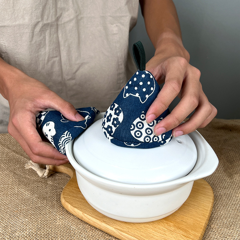 열 절연 삼각형 냄비 모자 높은 온도 안티 스케일링 두꺼운 안티 스케일 장갑 전자 레인지 베이킹 오븐 장갑 YANBING