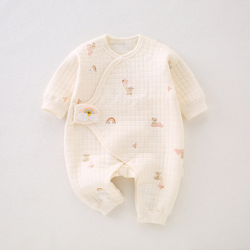 Newborn baby jumpsuit, children's autumn and winter pure cotton boneless clothes, newborn pajamas, men's and women's baby crawling clothes, spring and autumn