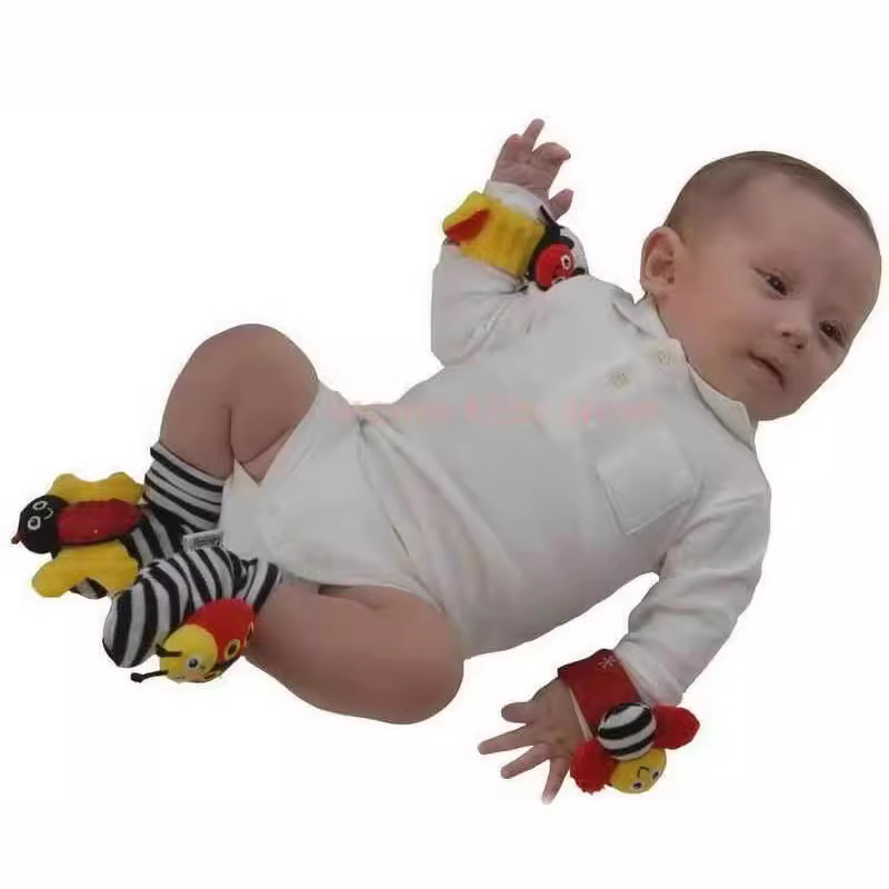 Bebé animal reloj Correa pulsera abeja mariquita muñeca Correa calcetines con sonajero papel recién nacido bebé Juguetes