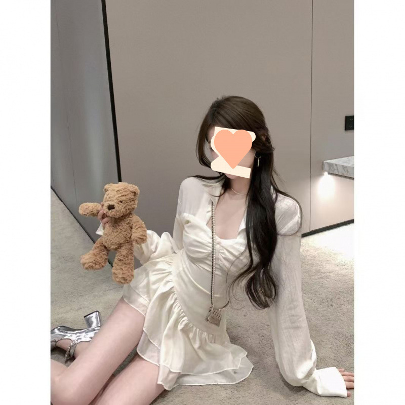甜辣妹长袖衬衫连衣裙女春秋纯欲白色方口领褶皱收腰显瘦蓬蓬短裙|undefined