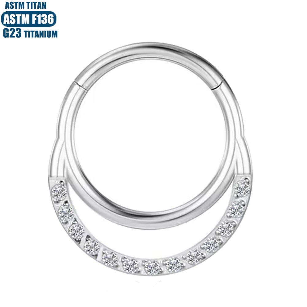 16G labret stud size and finish detail