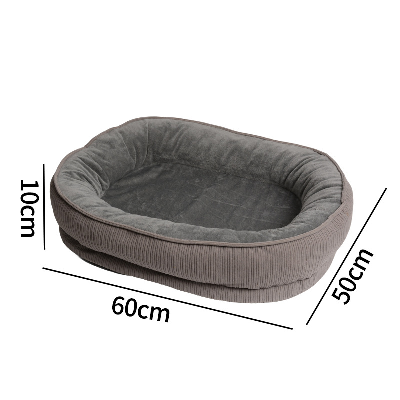 중간 벌거 벗은 둥지