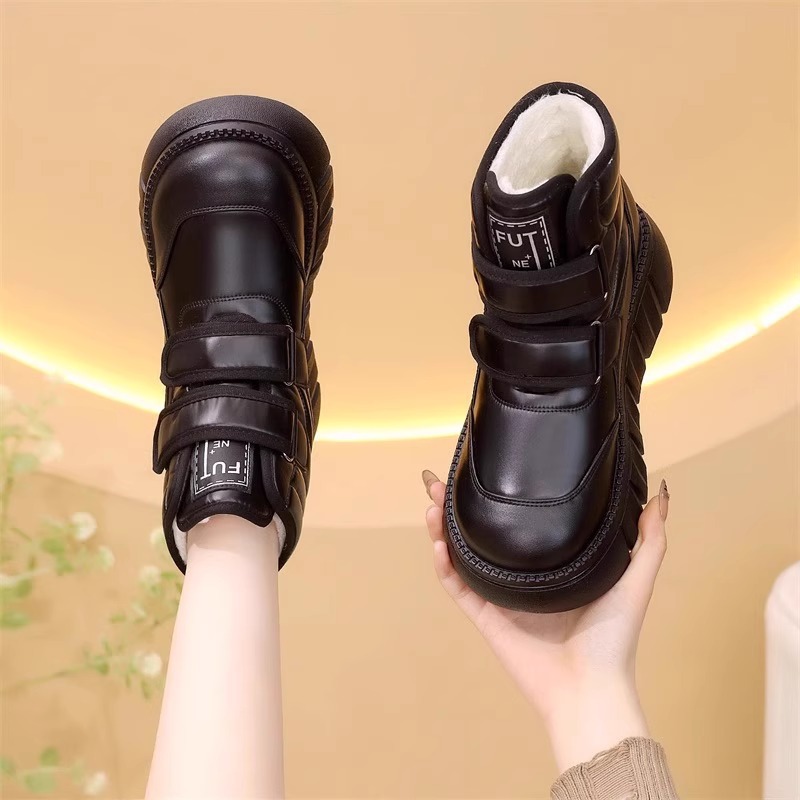 Botas de nieve para niñas 2025 invierno nuevo niño a prueba de agua grueso zapatos de algodón para estudiantes botas cálidas