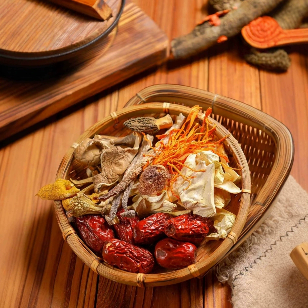 Four Seasons Yandian грибной суп