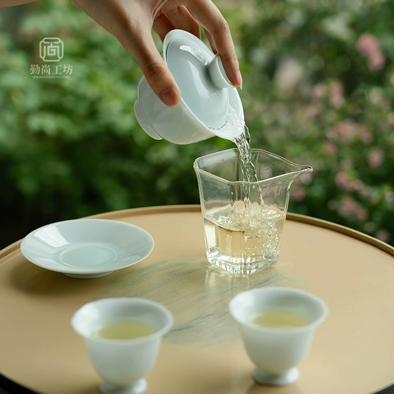 Тарелка для чая Shadow Qing Sancai Bowl Celery Kung Fu Tea Set Не выпекайте чайную чашу одна китайская бытовая керамика ручной захват чаши