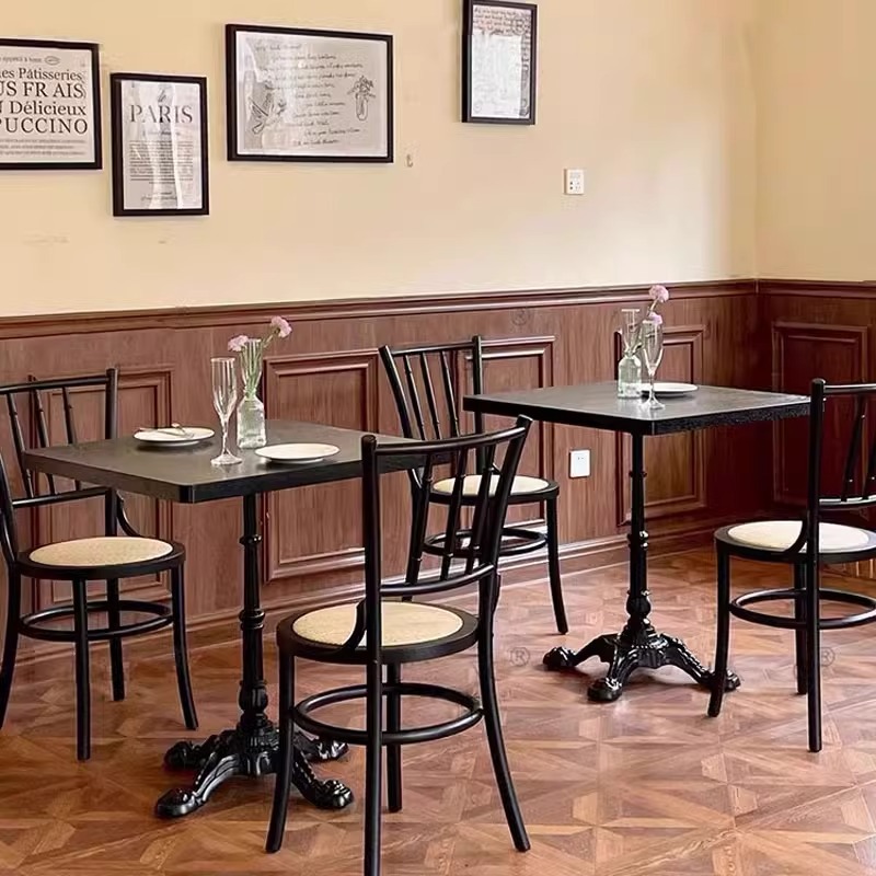 Commercial vintage coffee shop table chair set dessert bakery shop chair milk tea shop American Western restaurant solid wood table