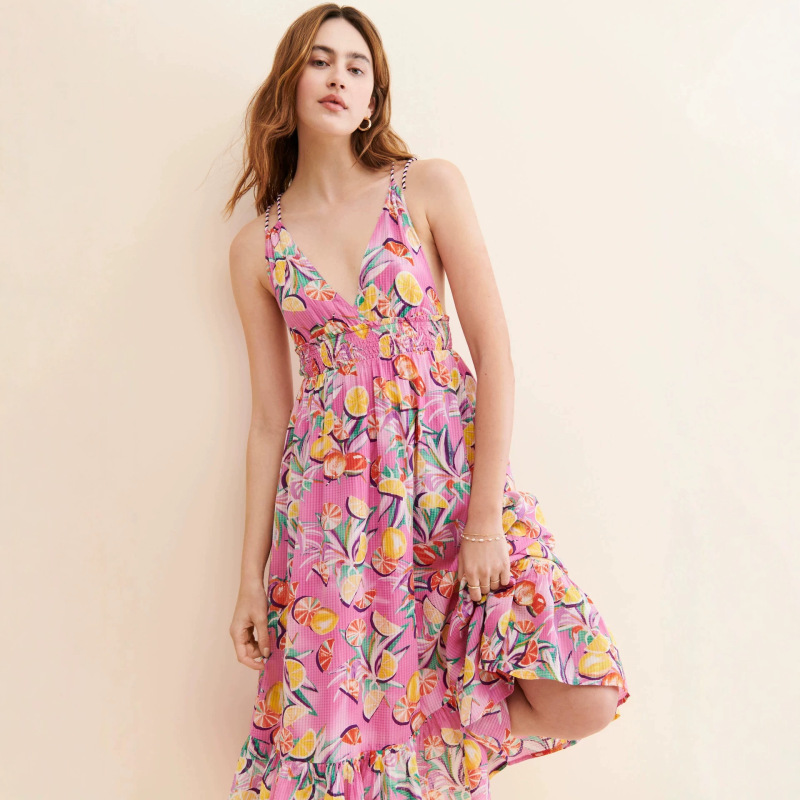 Sweet Pink Floral Halter-Neck Dress with a Stunning Look and Elegant Vibe, Waist-Cinching and Slimming, Vacation-Style V-Neck Mid-Length Slip Dress Sweet Pink Floral Halter-Neck Dress with a Stunning Look and Elegant Vibe, Waist-Cinching and Slimming, Vacation-Style V-Neck Mid-Length Slip Dress
