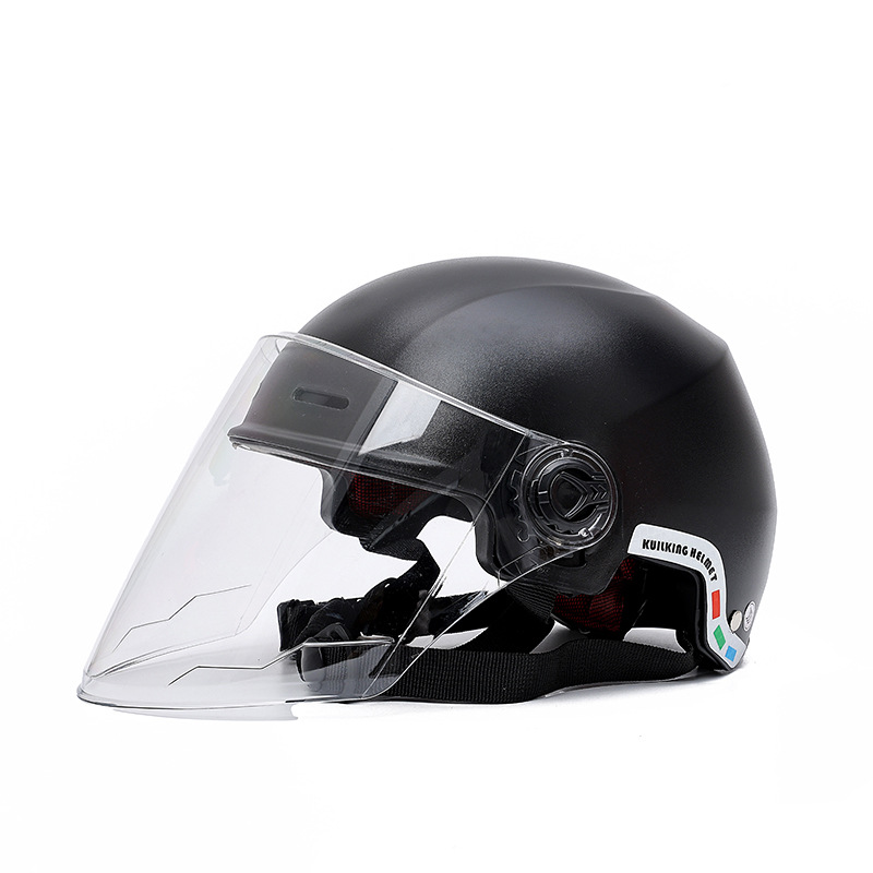 Cascos de automóviles eléctricos certificados 3c cascos de montar para mujeres y hombres cuatro estaciones cascos de protección solar universales de verano con batería de automóviles medio casco