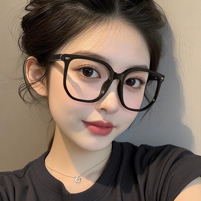 Oversized Frame Glasses for Women, Black Frame, Natural Look, Blue Light Blocking, Suitable for Nearsightedness, Available with Prescription, Slimming Effect for Large Faces, Suitable for Square and Round Faces Oversized Frame Glasses for Women, Black Frame, Natural Look, Blue Light Blocking, Suitable for Nearsightedness, Available with Prescription, Slimming Effect for Large Faces, Suitable for Square and Round Faces
