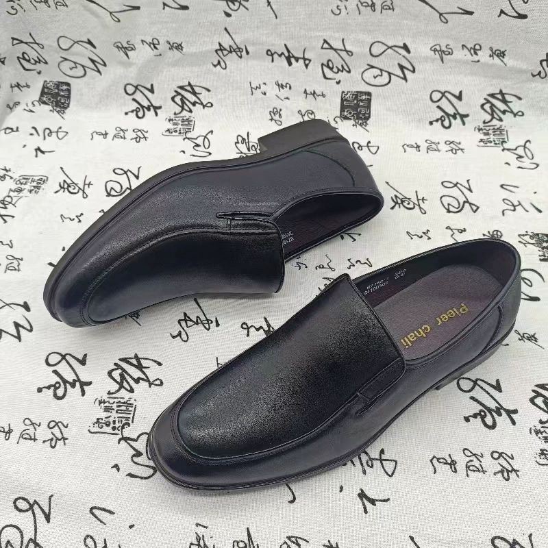 Фабрика оптовая черная мужская обувь