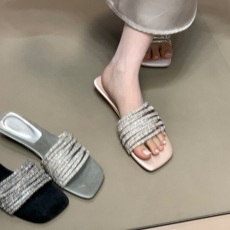 Rhinestone Line-Patterned Outdoor Slippers 2025 Summer New Fashion Versatile Flat Square-Toe Open-Toe Sandals Flat Heel
